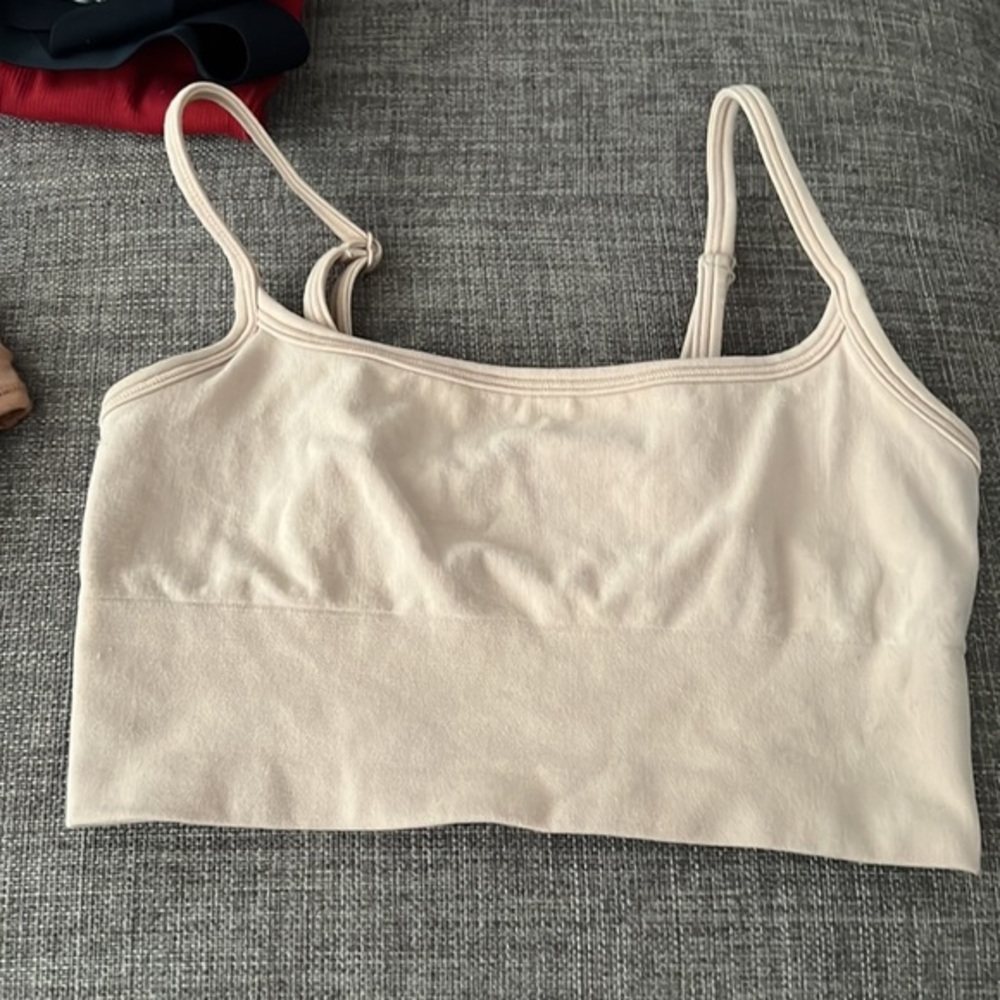 Skims Sculpting Scoop Neck Bralette - Picture 4 of 4